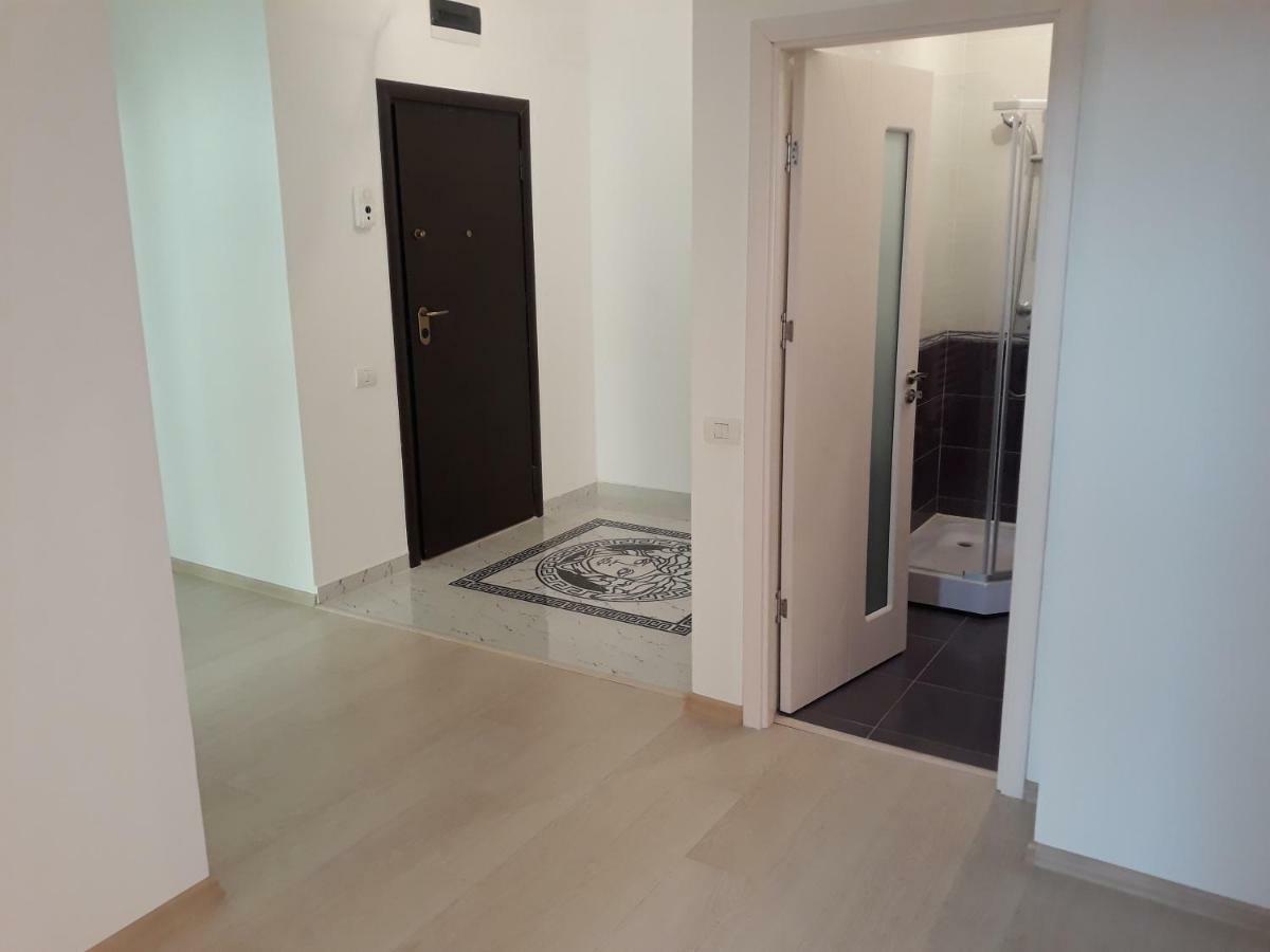 Apartament 3 Camere Constanţa Exteriör bild