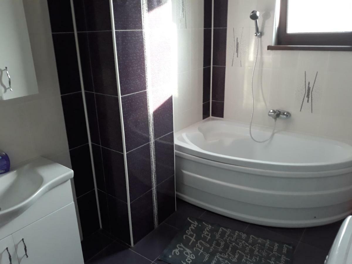Apartament 3 Camere Constanţa Exteriör bild
